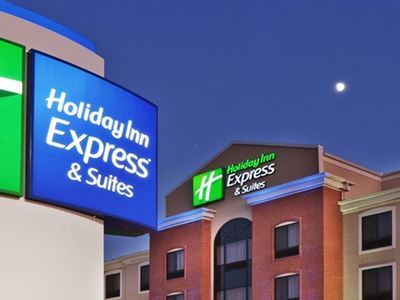 Holiday Express & Austin Nw - By Ihg
